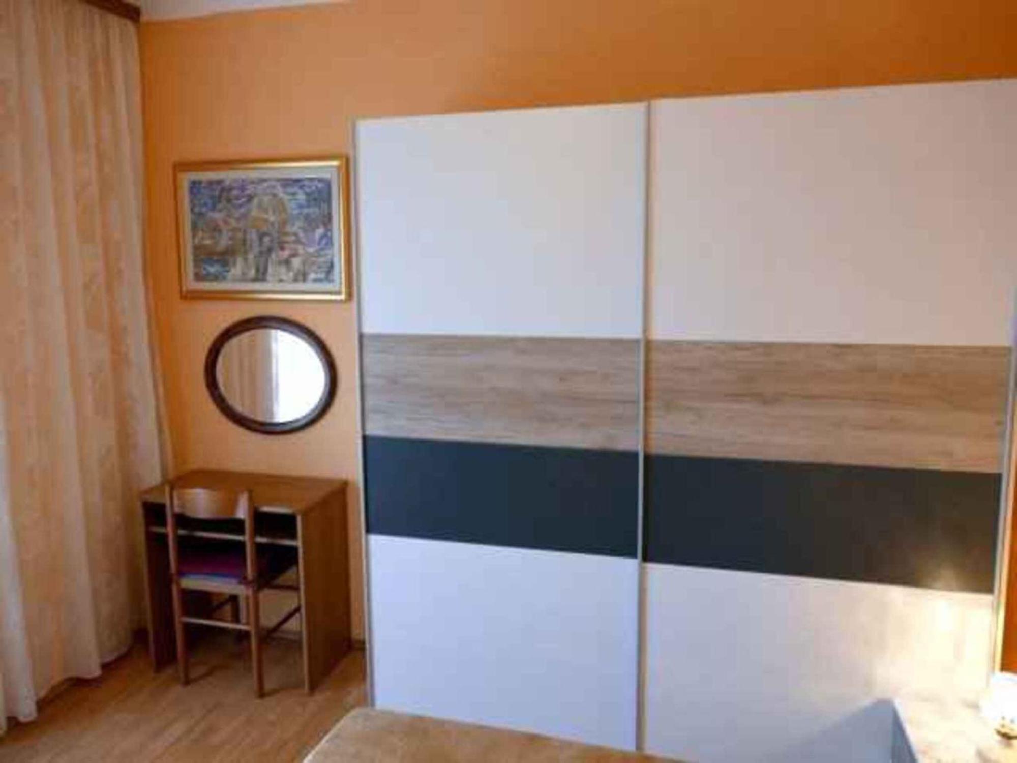 Apartments In Rab - Insel Rab 39950 Mundanije Εξωτερικό φωτογραφία